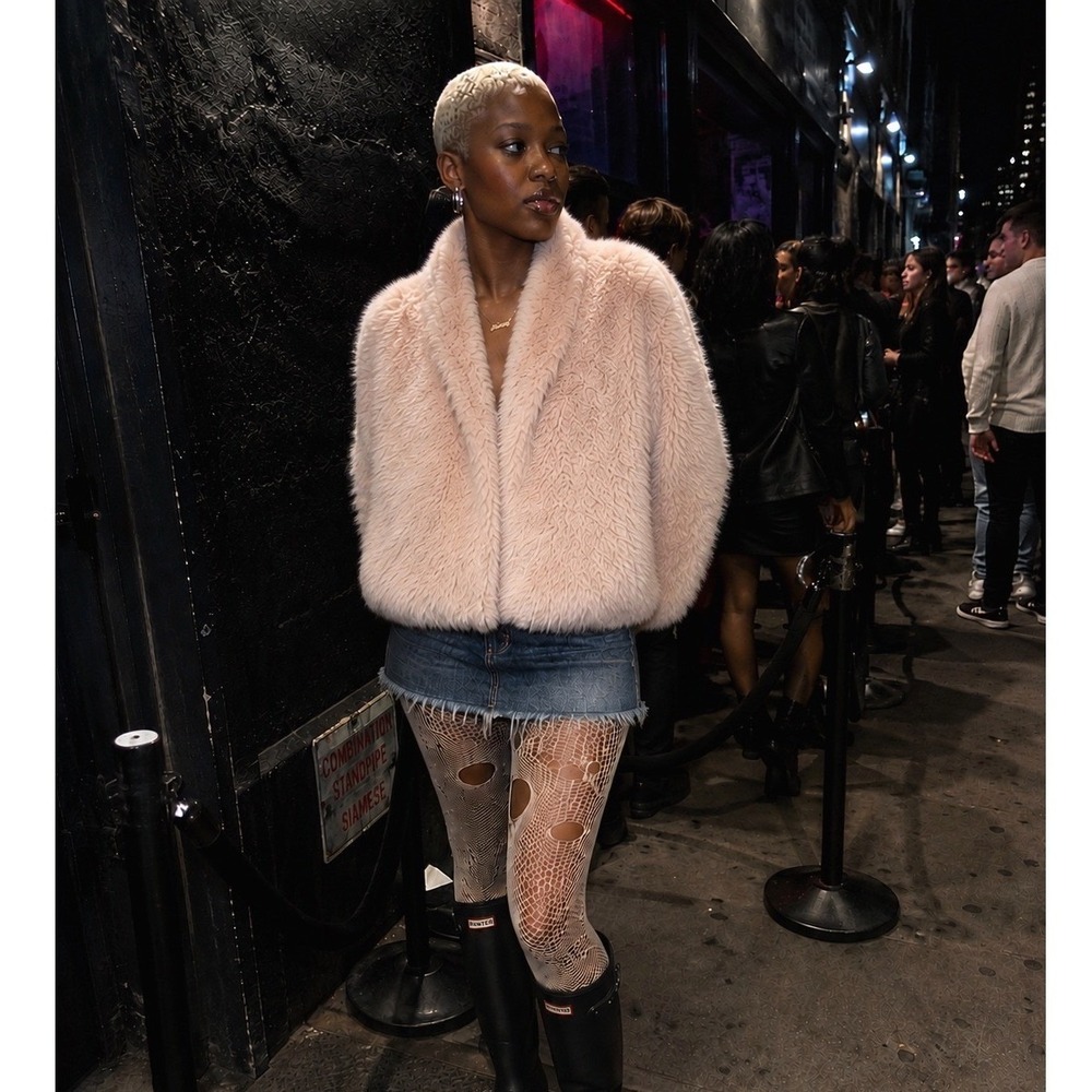 PINK FAUX FUR Womens Coat Festival Sz L petite Thick Soft Heavy BOHO Barbiecore